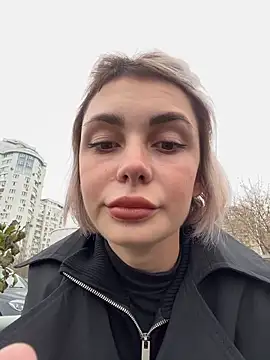 Snapshot of SandraCarter chatting on December 4, 7:07 am SandraCarter online show from December 4, 7:07 am