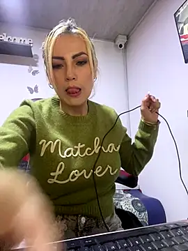 alicev kitty online show from October 30, 1:09 pm