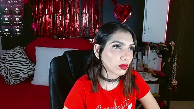 Snapshot of Carolaine69_ chatting on February 18, 1:55 pm Carolaine69 online show from February 18, 1:55 pm