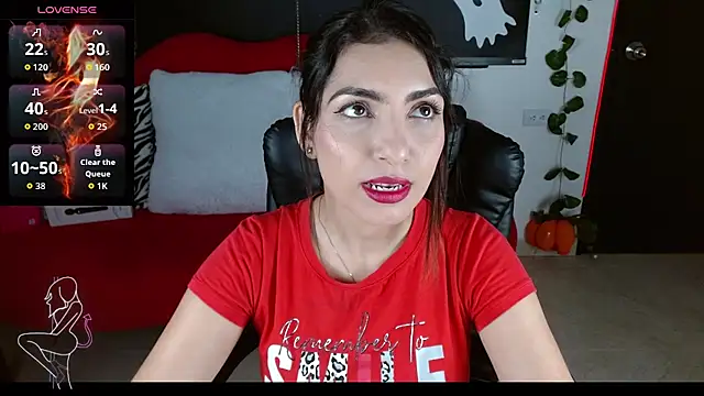 Snapshot of Carolaine69_ chatting on October 16, 1:30 pm Carolaine69 online show from October 16, 1:30 pm