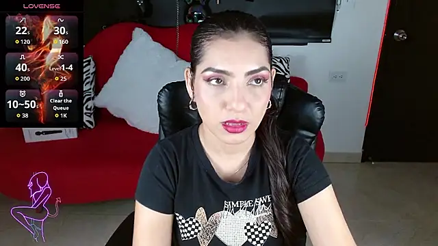 Carolaine69  online show from January 8, 1:39 pm