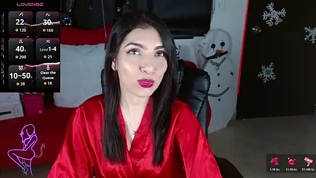 Carolaine69  online show from December 22, 1:22 pm