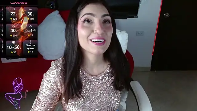 Carolaine69  online show from March 19, 1:11 pm