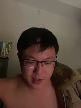 Snapshot of YoY-man chatting on January 5, 4:59 pm YoY-man online show from January 5, 4:59 pm