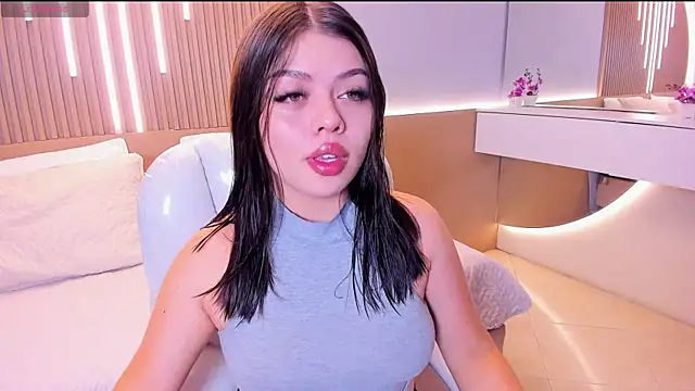 Snapshot of Sexy_paradise18_ chatting on December 17, 3:44 am Sexy paradise18 online show from December 17, 3:44 am