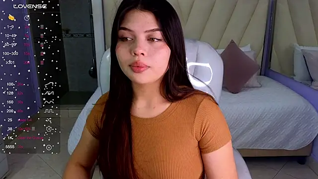 Snapshot of Sexy_paradise18_ chatting on March 21, 7:55 am Sexy paradise18 online show from March 21, 7:55 am