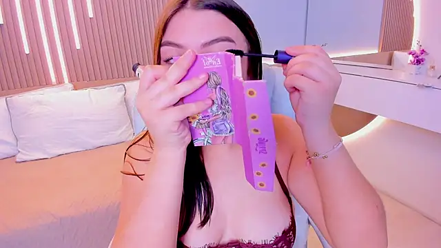 Sexy paradise18  online show from April 18, 3:53 am