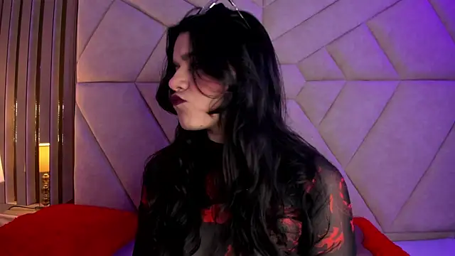 Snapshot of ValerieKay_ chatting on November 22, 1:54 pm ValerieKay online show from November 22, 1:54 pm