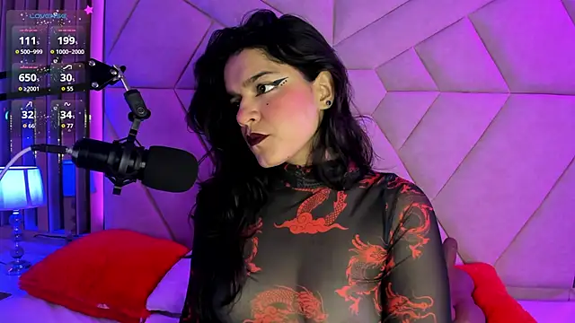 Snapshot of ValerieKay_ chatting on November 1, 2:22 pm ValerieKay online show from November 1, 2:22 pm