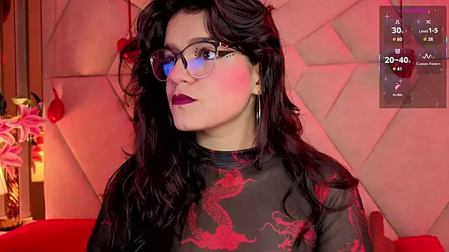 ValerieKay  online show from February 8, 2:15 pm