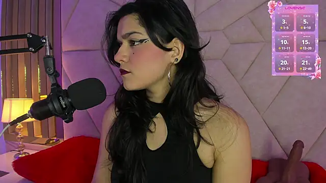 ValerieKay  online show from September 9, 8:40 pm