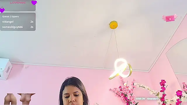 almendraevans online show from March 18, 3:01 pm