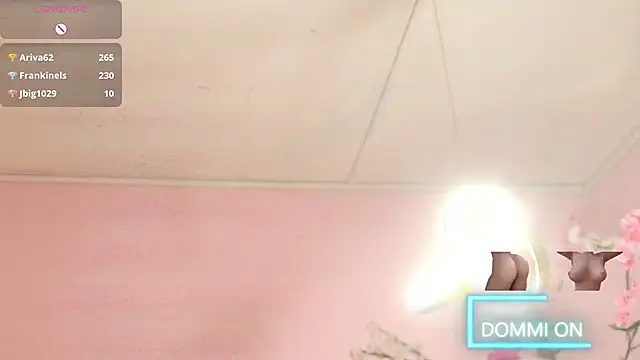 almendraevans online show from March 11, 3:23 pm