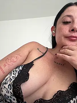 Libia James online show from June 21, 5:08 pm