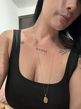 Libia James online show from March 17, 12:35 am