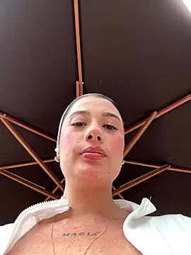 Snapshot of Libia_James chatting on October 1, 6:34 pm Libia James online show from October 1, 6:34 pm