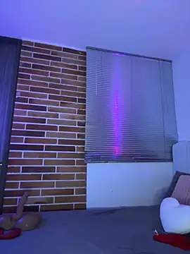 Snapshot of Libia_James chatting on November 24, 11:05 pm Libia James online show from November 24, 11:05 pm