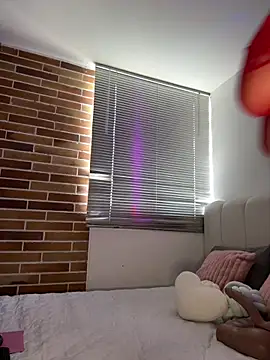 Libia James online show from December 21, 5:03 pm