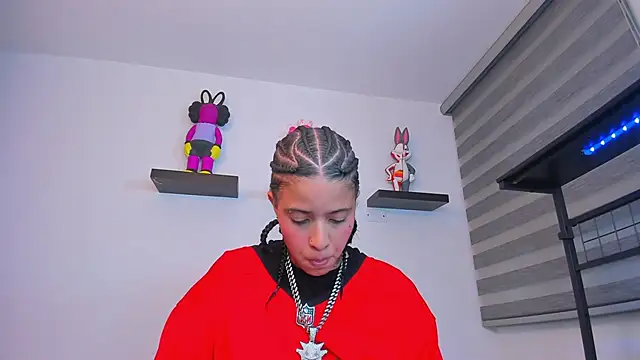 Gangster Girl online show from December 4, 4:44 am