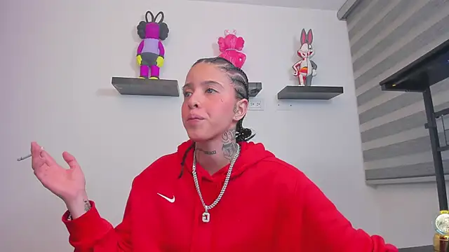 Gangster Girl online show from June 11, 5:59 am