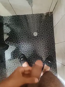 Snapshot of Jose4236 chatting on December 18, 4:33 pm Jose4236 online show from December 18, 4:33 pm