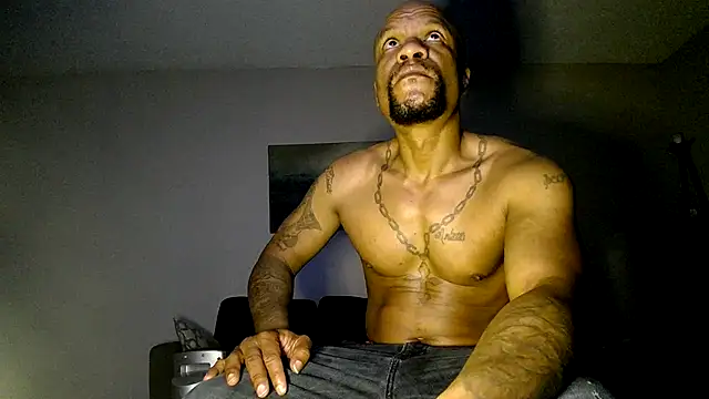 SexxyreddMale online show from February 26, 7:23 am