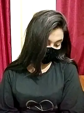 Myra-sen online show from April 22, 3:30 pm