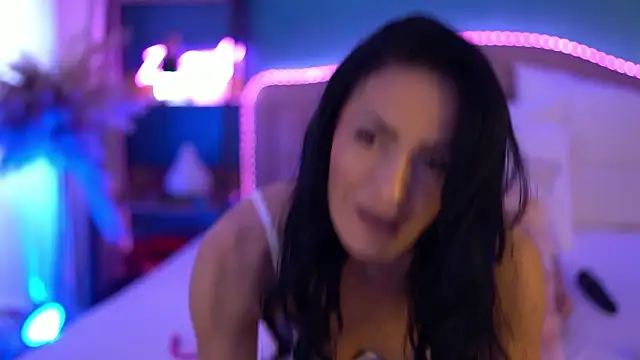 RaisaVawn online show from March 21, 7:09 am