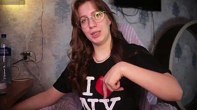 ms allison w online show from November 19, 7:08 am