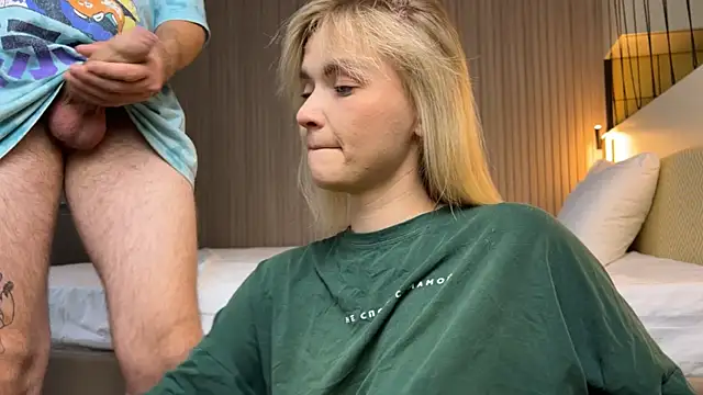 Adelovenick online show from September 23, 9:05 am