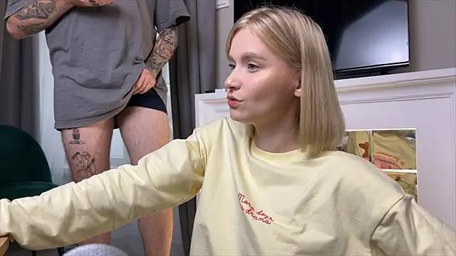 Adelovenick online show from October 25, 7:51 am