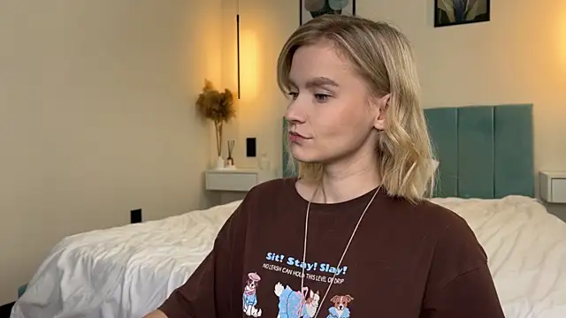 Adelovenick online show from November 23, 8:13 am