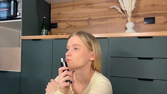 Adelovenick online show from March 21, 11:36 am