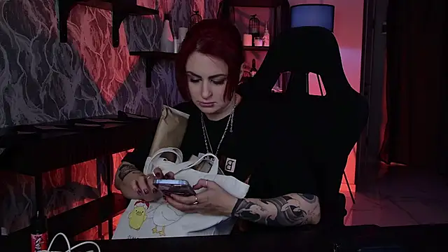 Lana  May online show from December 17, 9:14 am