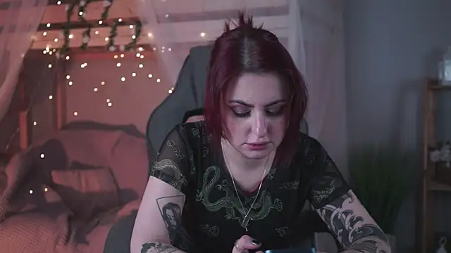 Lana  May online show from November 21, 11:42 am