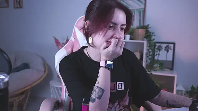 Lana  May online show from March 14, 11:23 am