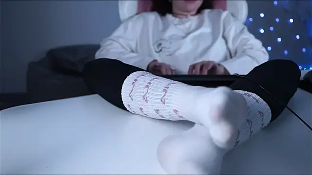 Lana  May online show from March 9, 3:05 pm