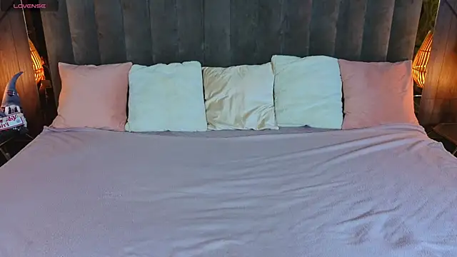 Snapshot of Daisy_Delight chatting on December 14, 9:31 pm Daisy Delight online show from December 14, 9:31 pm