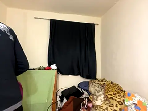 Snapshot of GaaTto chatting on November 15, 2:04 am GaaTto online show from November 15, 2:04 am