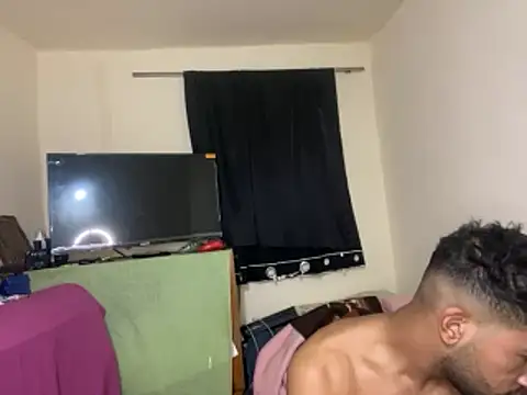 Snapshot of GaaTto chatting on November 13, 4:33 pm GaaTto online show from November 13, 4:33 pm