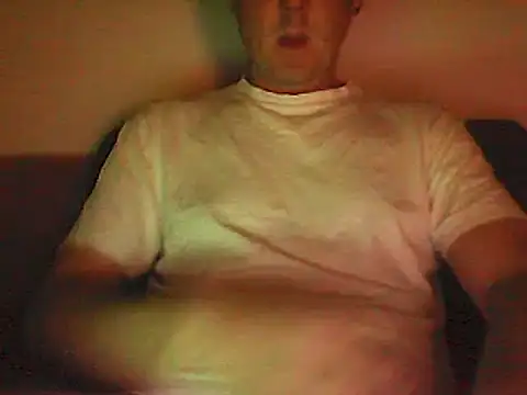 Snapshot of Sunnygun0 chatting on March 18, 6:39 pm Sunnygun0 online show from March 18, 6:39 pm