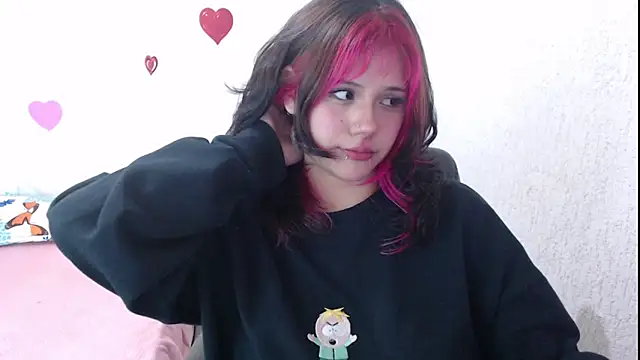 Snapshot of mixie_cute chatting on February 18, 7:52 pm mixie cute online show from February 18, 7:52 pm