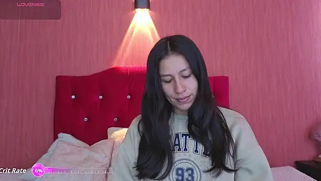 EmiGomez  online show from September 29, 1:17 pm