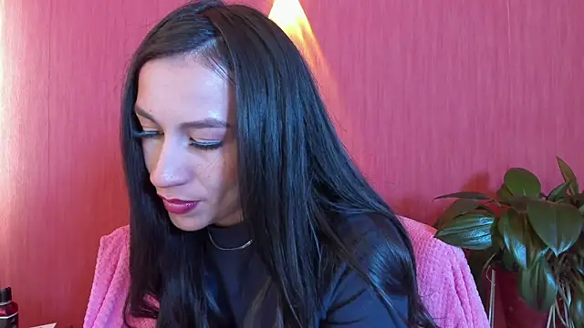 EmiGomez  online show from January 31, 7:12 pm