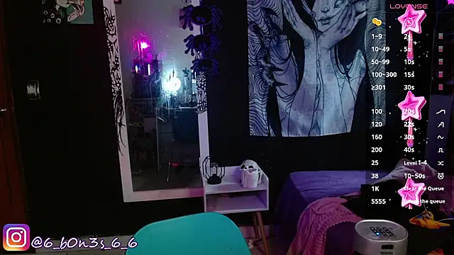 Snapshot of Effy_Corpse chatting on November 24, 8:31 pm Effy Corpse online show from November 24, 8:31 pm