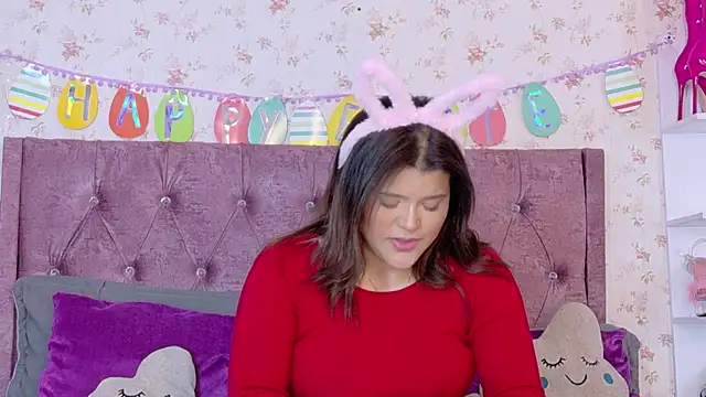 AvrillThomas online show from April 1, 7:33 pm