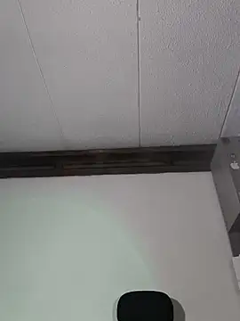 Snapshot of cameron_cum chatting on November 8, 11:03 am cameron cum online show from November 8, 11:03 am