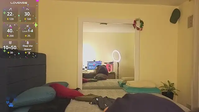 cameron cum online show from April 4, 9:05 am