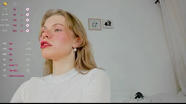 ass latte online show from December 7, 11:40 pm