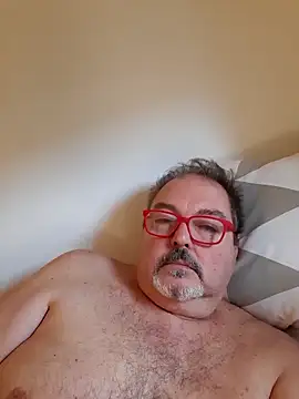 Snapshot of bluangelo chatting on February 16, 1:43 pm bluangelo online show from February 16, 1:43 pm